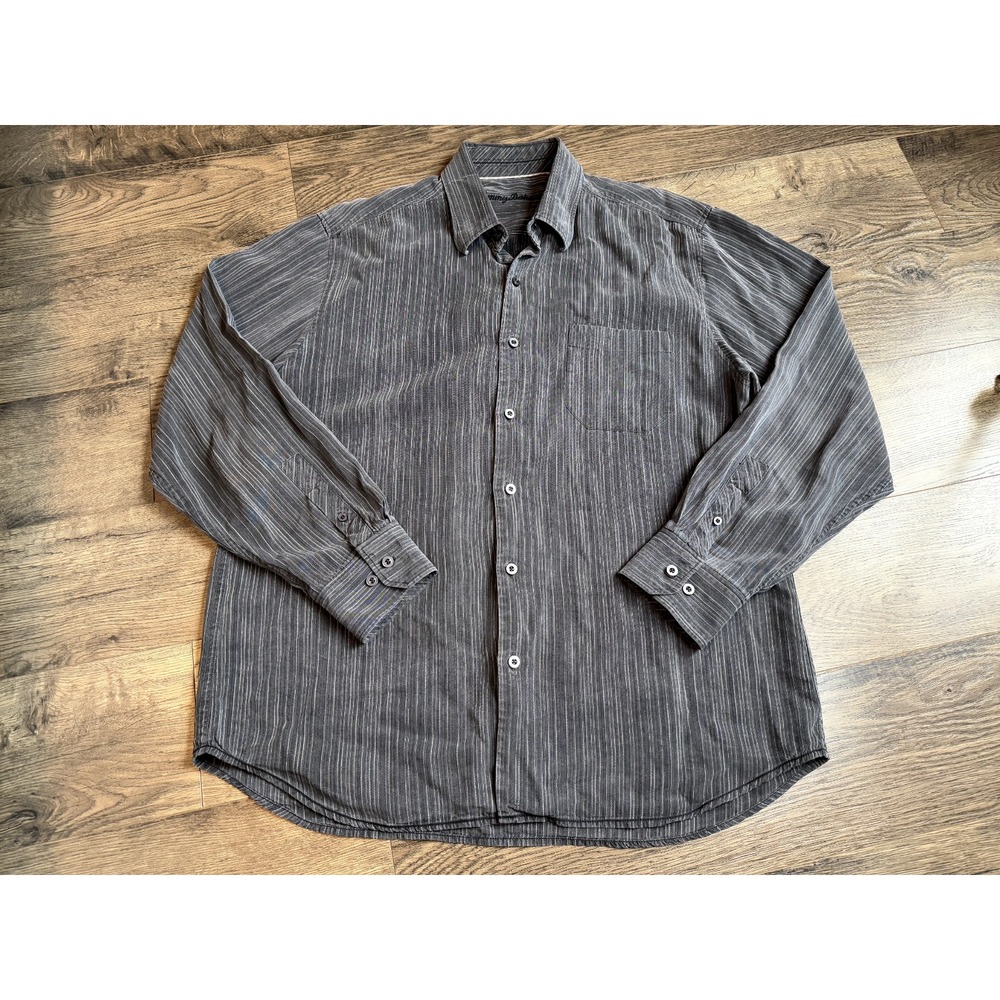 EUC Mens Tommy Bahama long sleeve grey button up‎ lyocell cotton size L